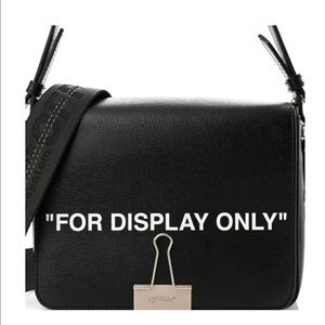 OFF-WHITE For Display Only Binder Clip Shoulder Bag Black
